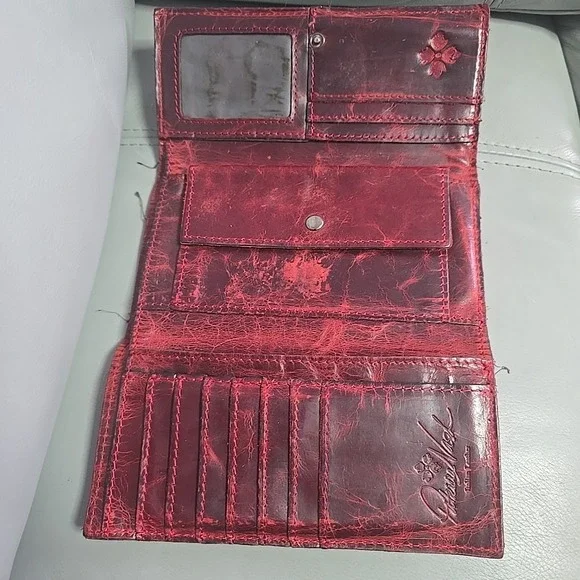 Patricia Nash Varesse Distressed Leather Studded Bifold Wallet Berry Red Tooled - Picture 2 of 9